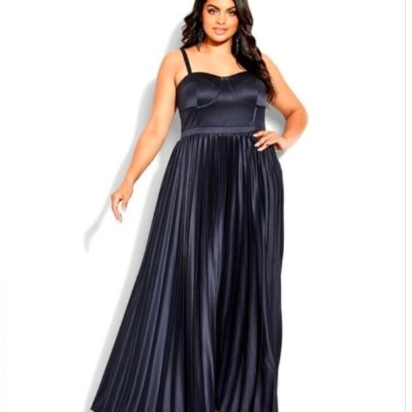 City Chic NWT Dress Ahanna Nave Blue Size Medium Party Evening Wear - Picture 1 of 13